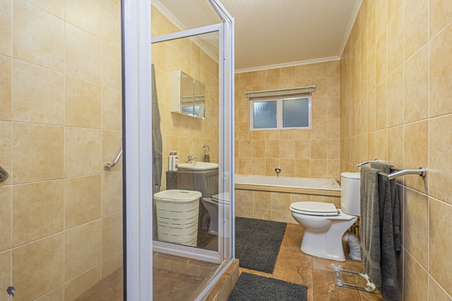 4 Bedroom Property for Sale in Long Acres Country Estate Western Cape